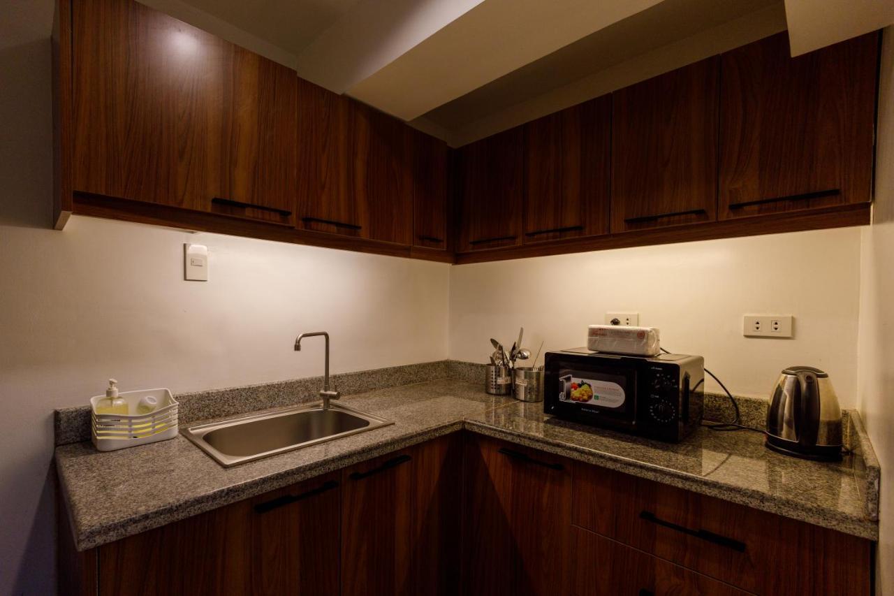 5880 Enriquez Residences Manila Exteriér fotografie