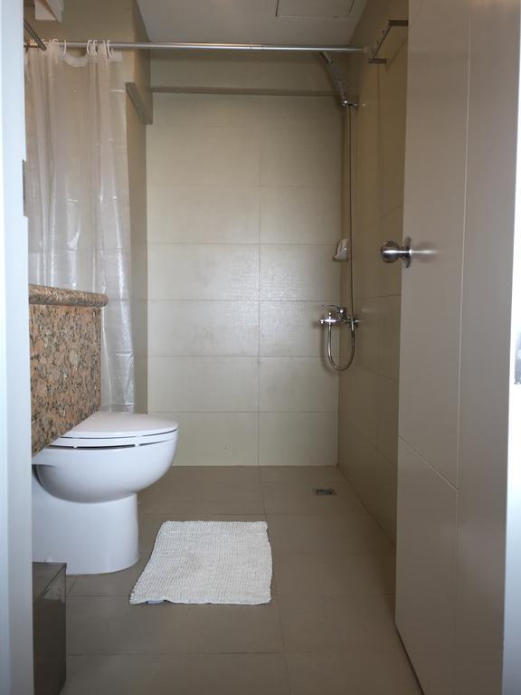 5880 Enriquez Residences Manila Pokoj fotografie